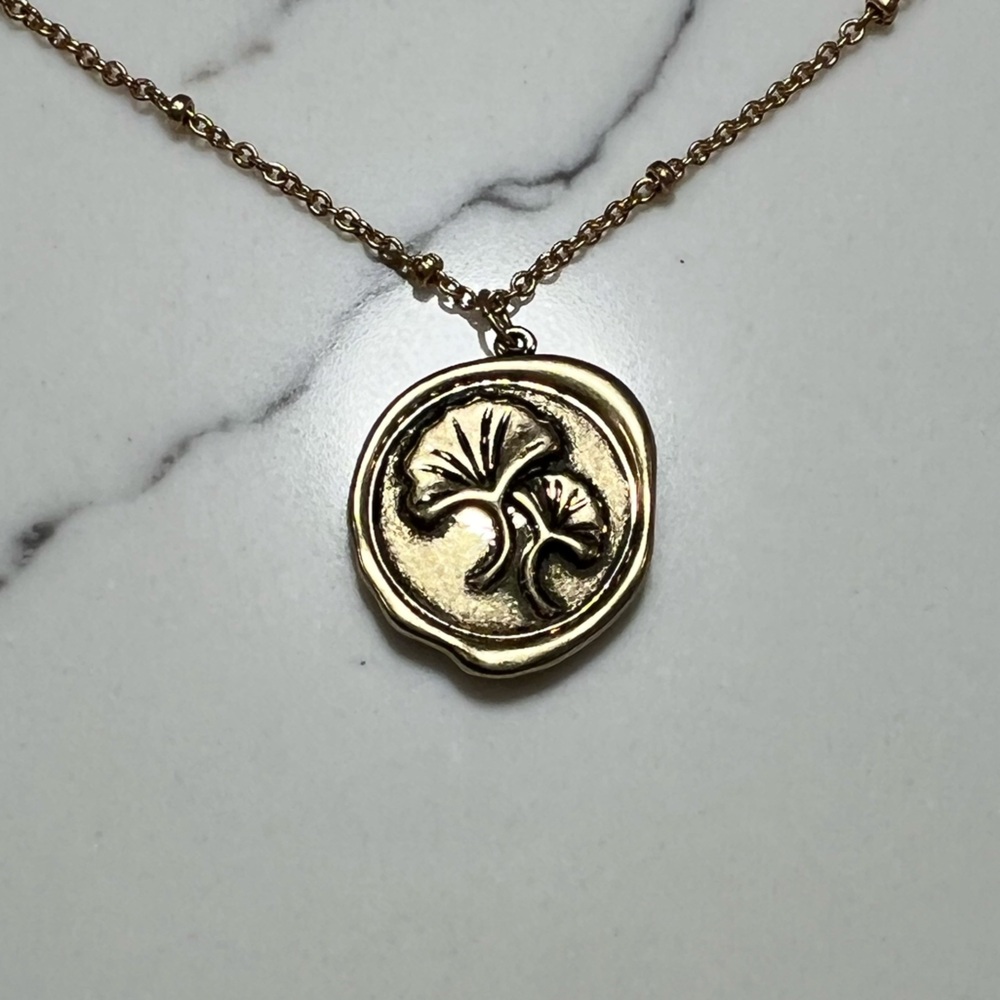 Demdaco Elegant Gold Chain Necklace-Jewelry